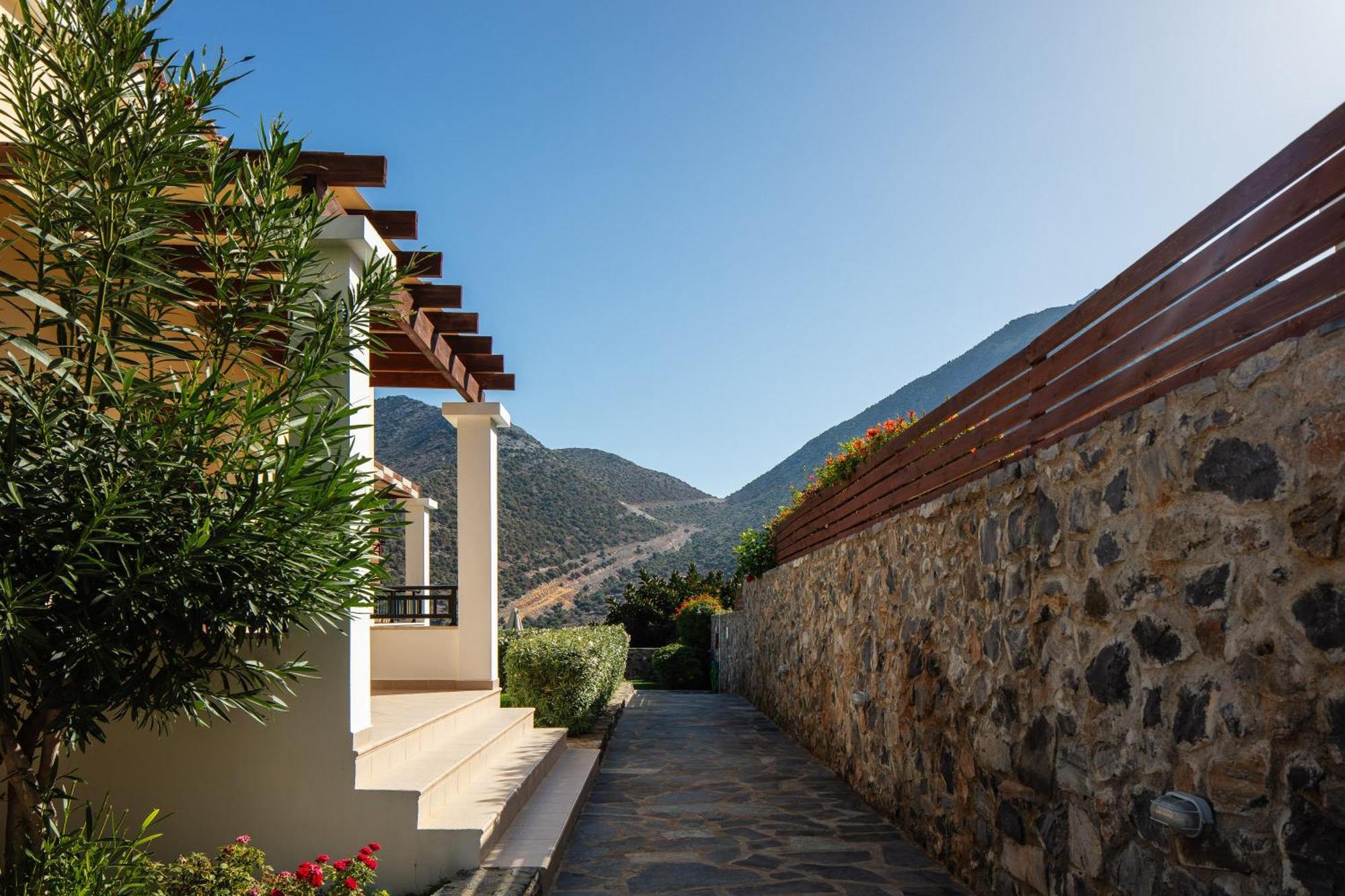 Real Dream Villas, Cretan Gems With Seaviews, By Thinkvilla Bali  Extérieur photo