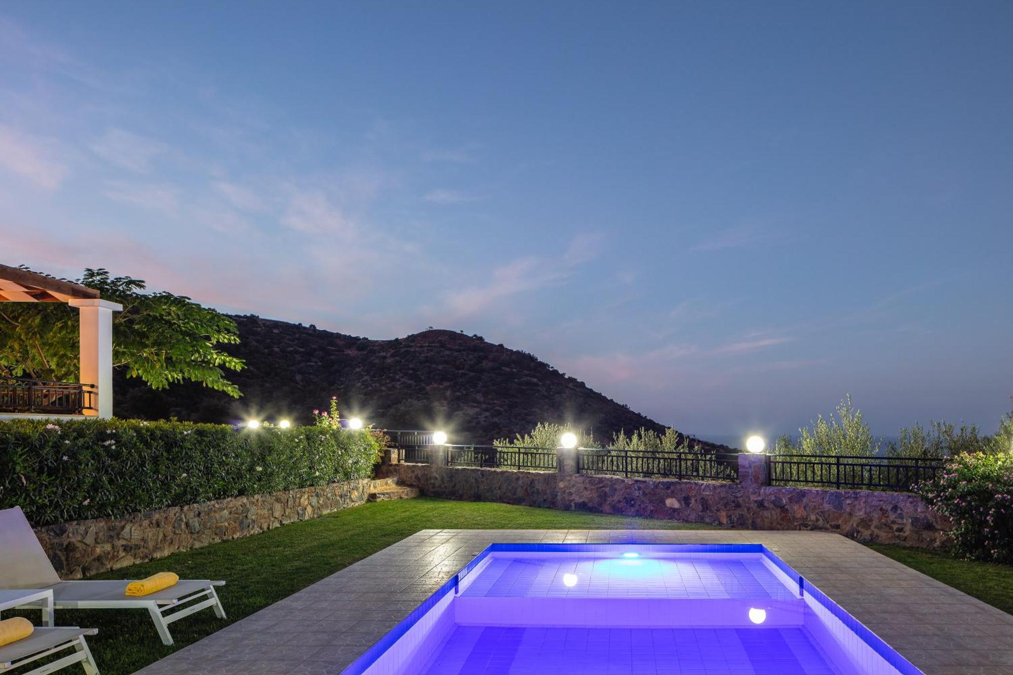 Real Dream Villas, Cretan Gems With Seaviews, By Thinkvilla Bali  Extérieur photo