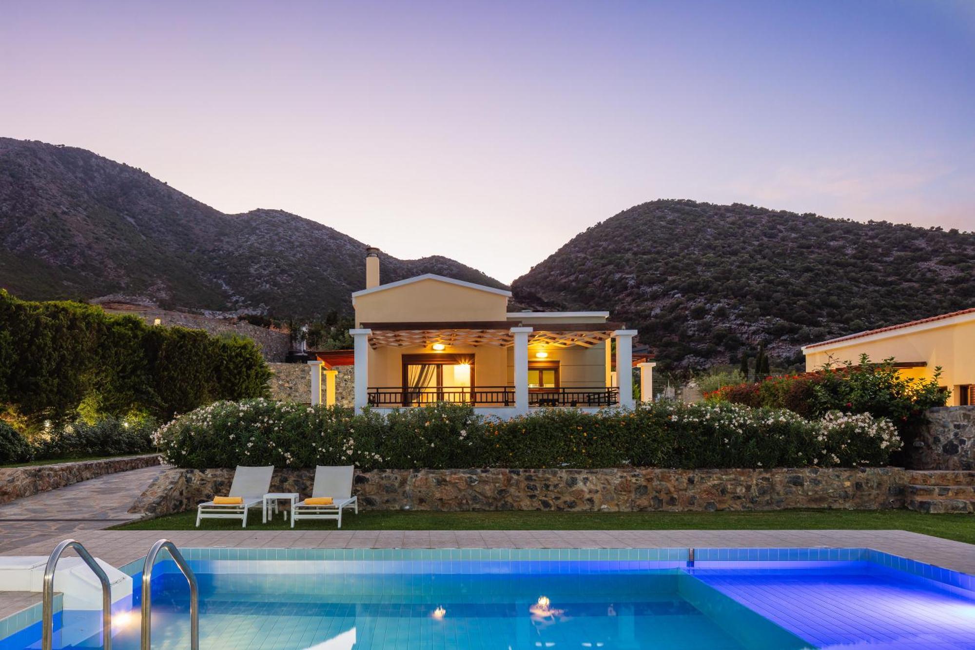 Real Dream Villas, Cretan Gems With Seaviews, By Thinkvilla Bali  Extérieur photo